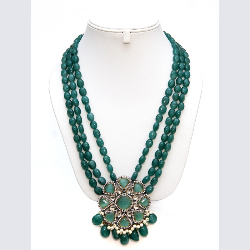 NECKLACE SET WITH MULTI STRING GREEN AVENTURINE AND MINT GREEN STONE PENDANT