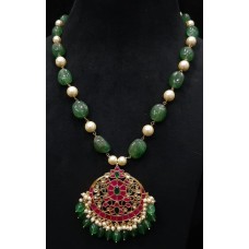 Necklace Kundan Jadao pendant and Green Onyx 