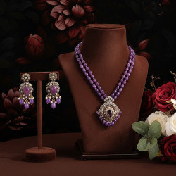 NECKALCE SET WITH ANTIQUE PENDANT AND AMETHYST