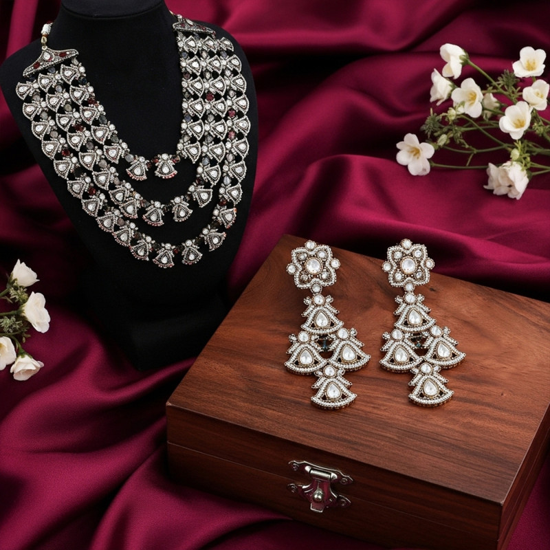 ANTIQUE FINISH NECKLACE SET