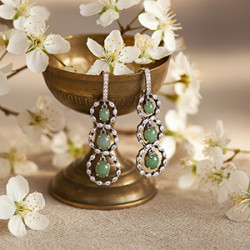 EARRINGS WITH ZIRCONS AND AVENTURINE