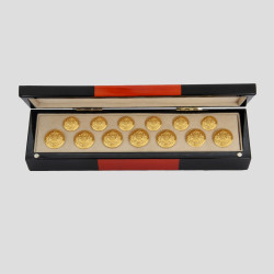 Royal Crest Blazer Button Set Embossed