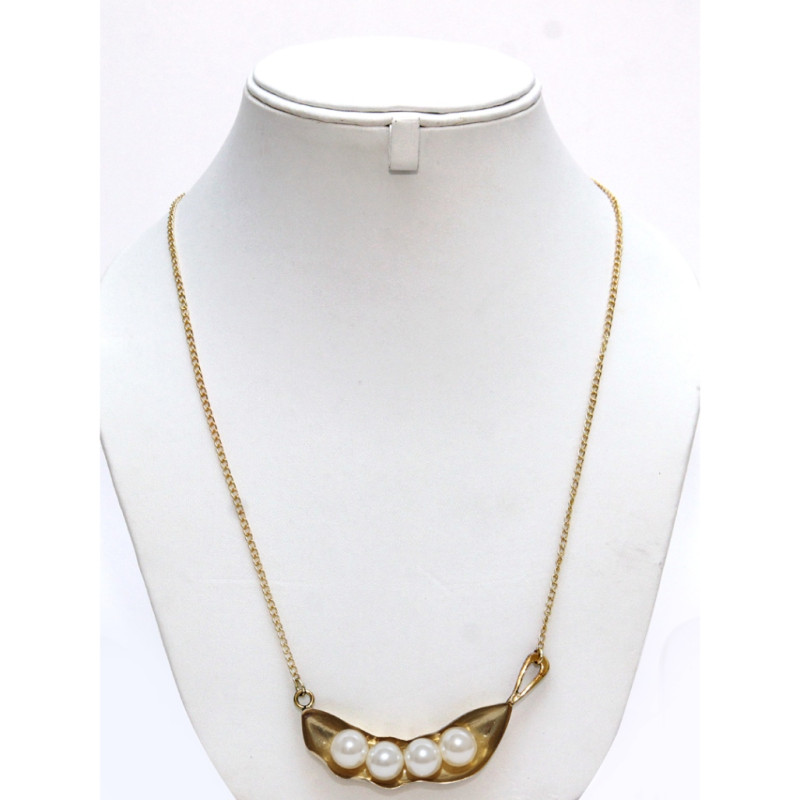 NECKLACE BRASS WITH PEARLS
