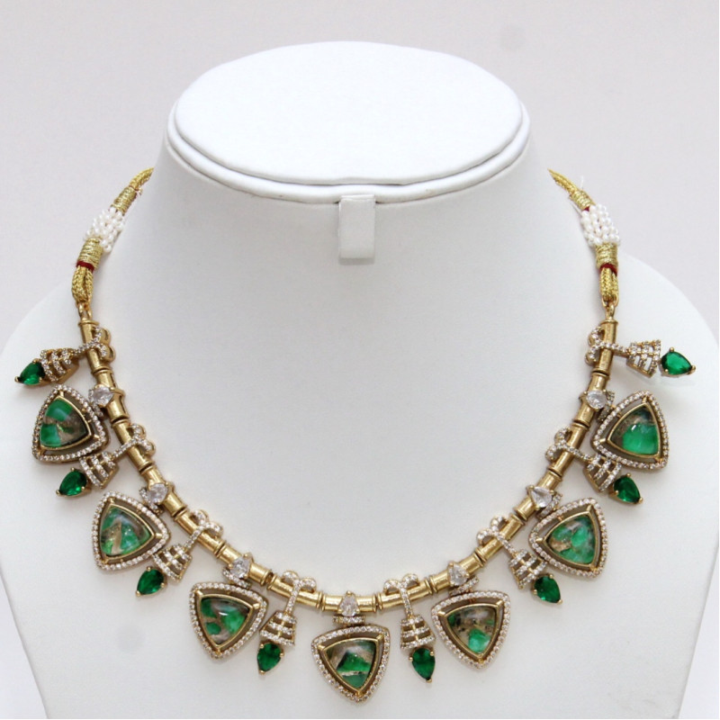 Neckalce Set Antique Finish with Doublet Green Stone