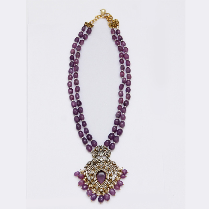 NECKALCE SET WITH ANTIQUE PENDANT AND AMETHYST
