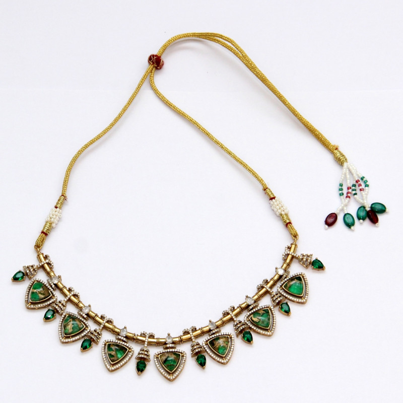 Neckalce Set Antique Finish with Doublet Green Stone