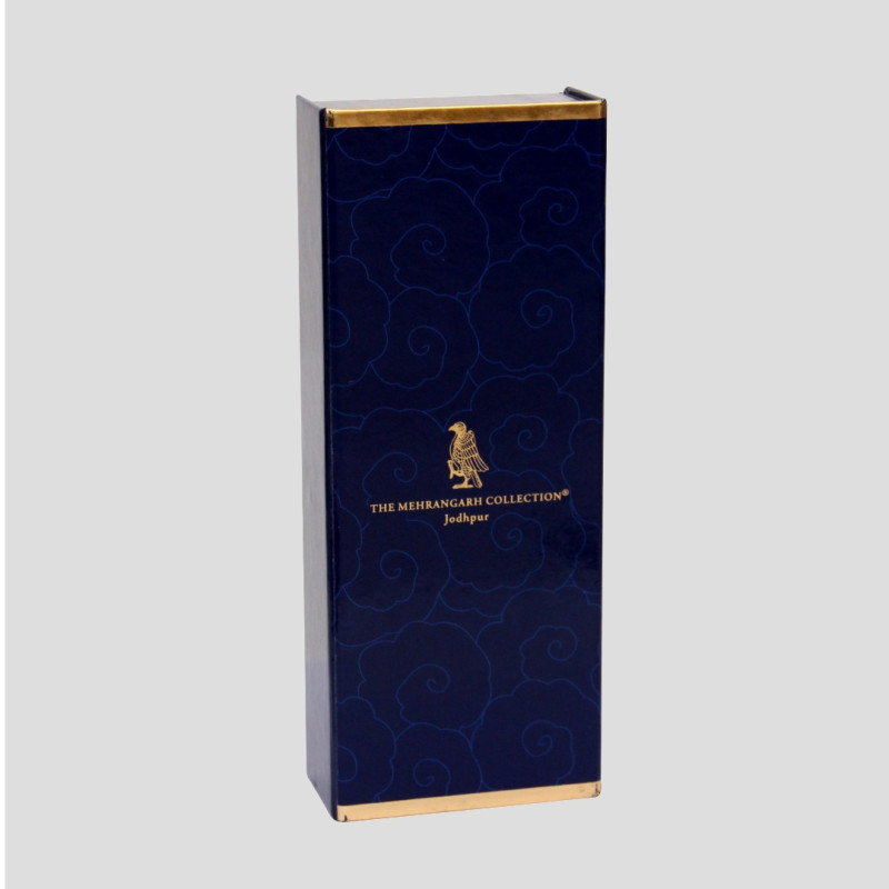 ROYAL DAGGERS NECKTIE